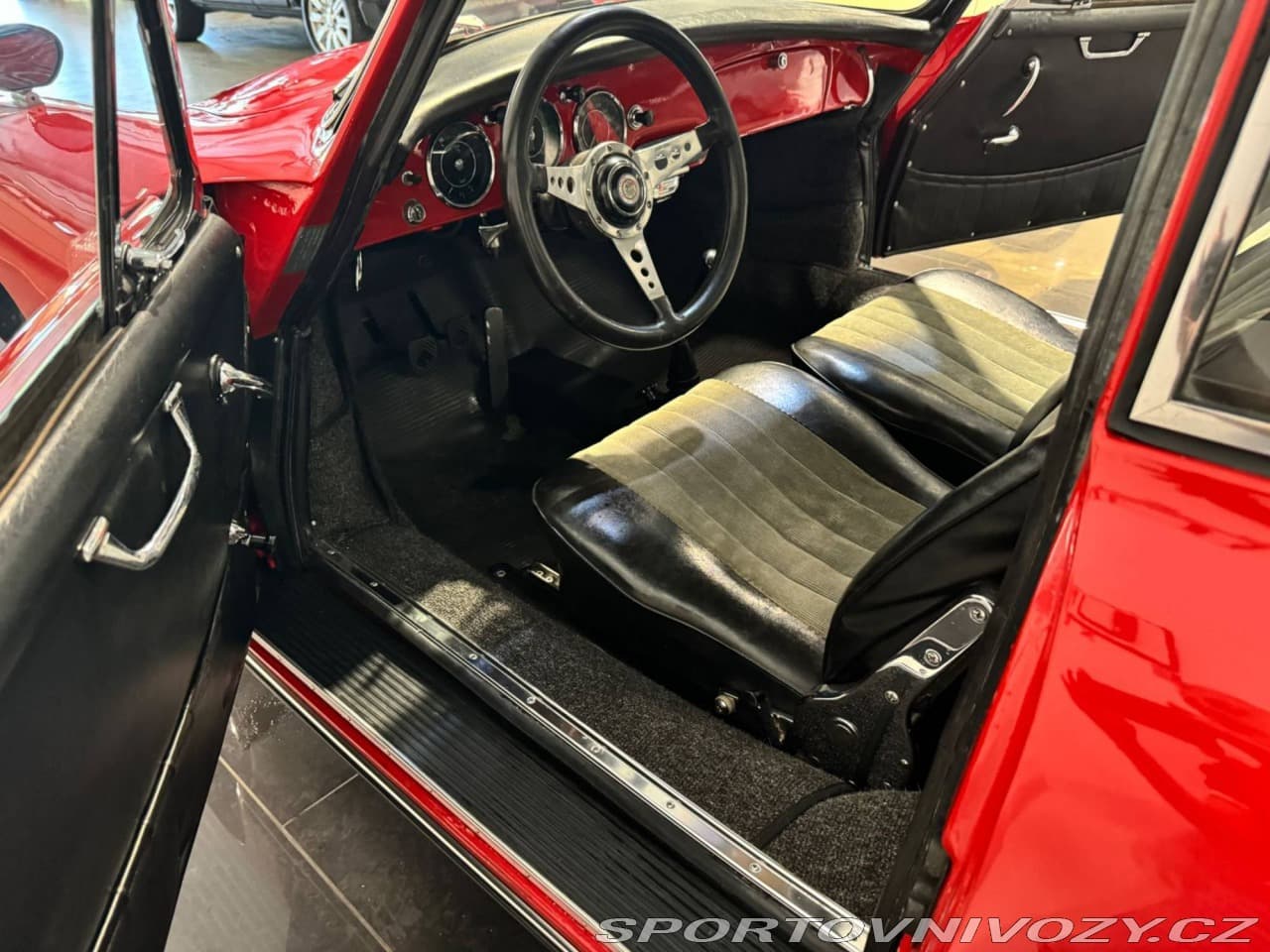 1961 Porsche 356 - 12