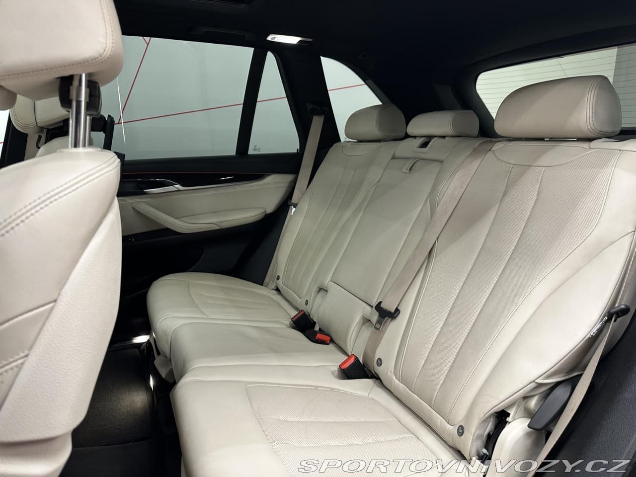 2018 BMW X5 - 11