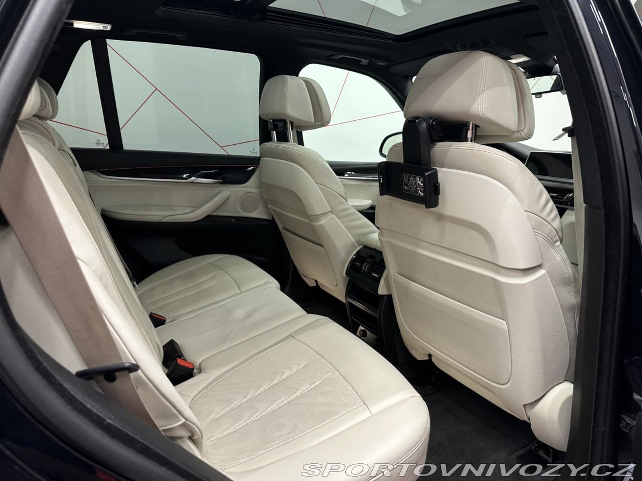 2018 BMW X5 - 14