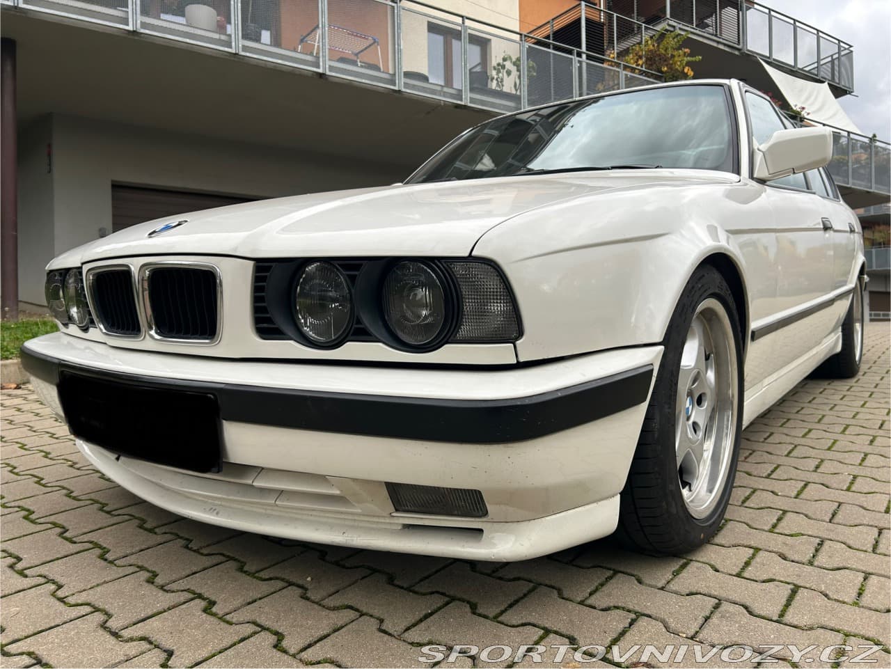 1990 BMW M5 - 11