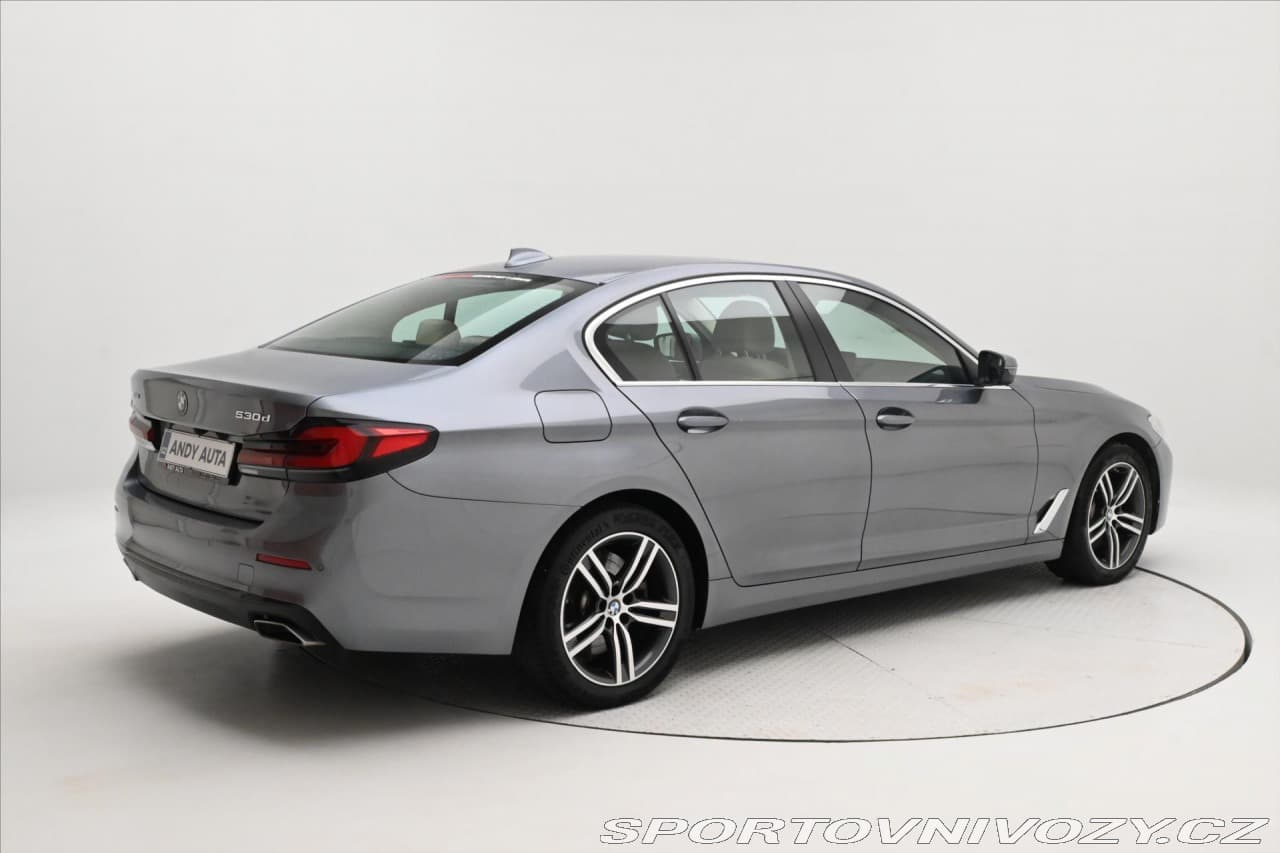 2021 BMW 5-SERIES - 5
