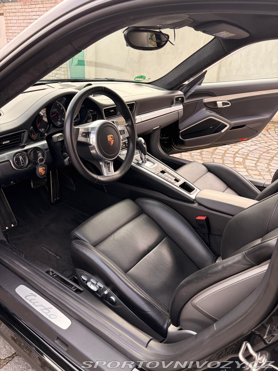 2015 Porsche 911 - 11