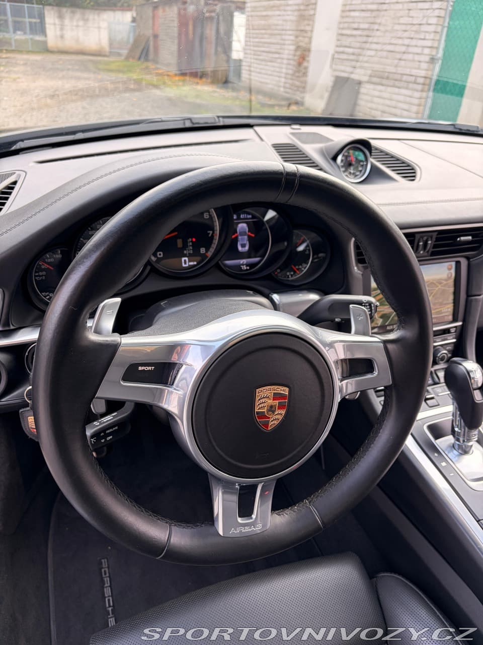 2015 Porsche 911 - 12