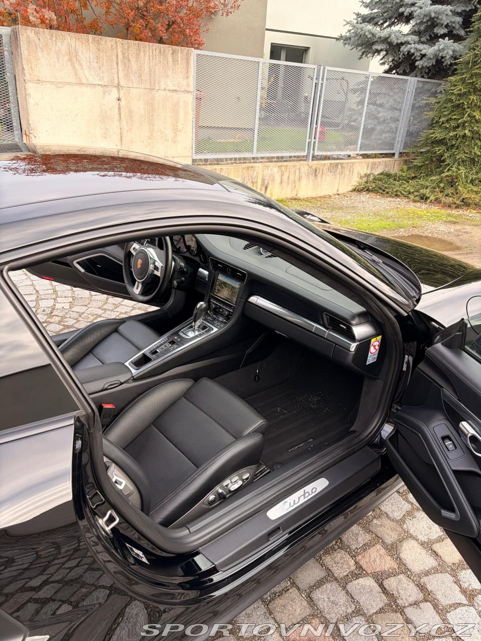 2015 Porsche 911 - 16
