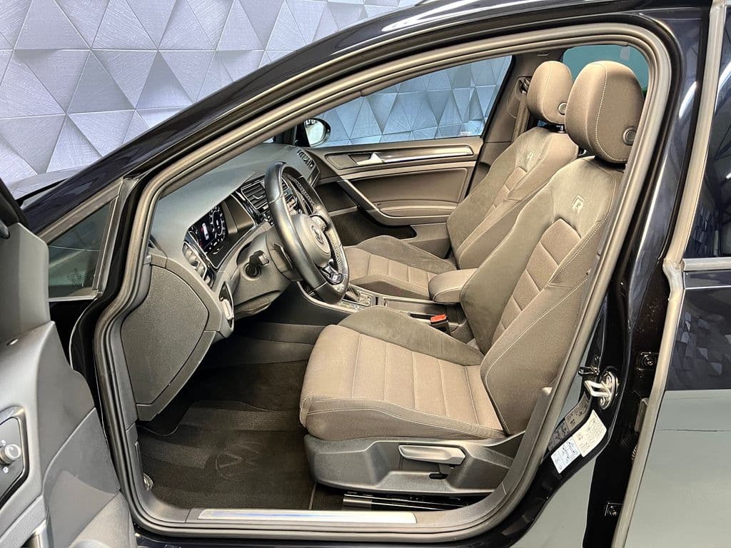 2019 Volkswagen GOLF - 11