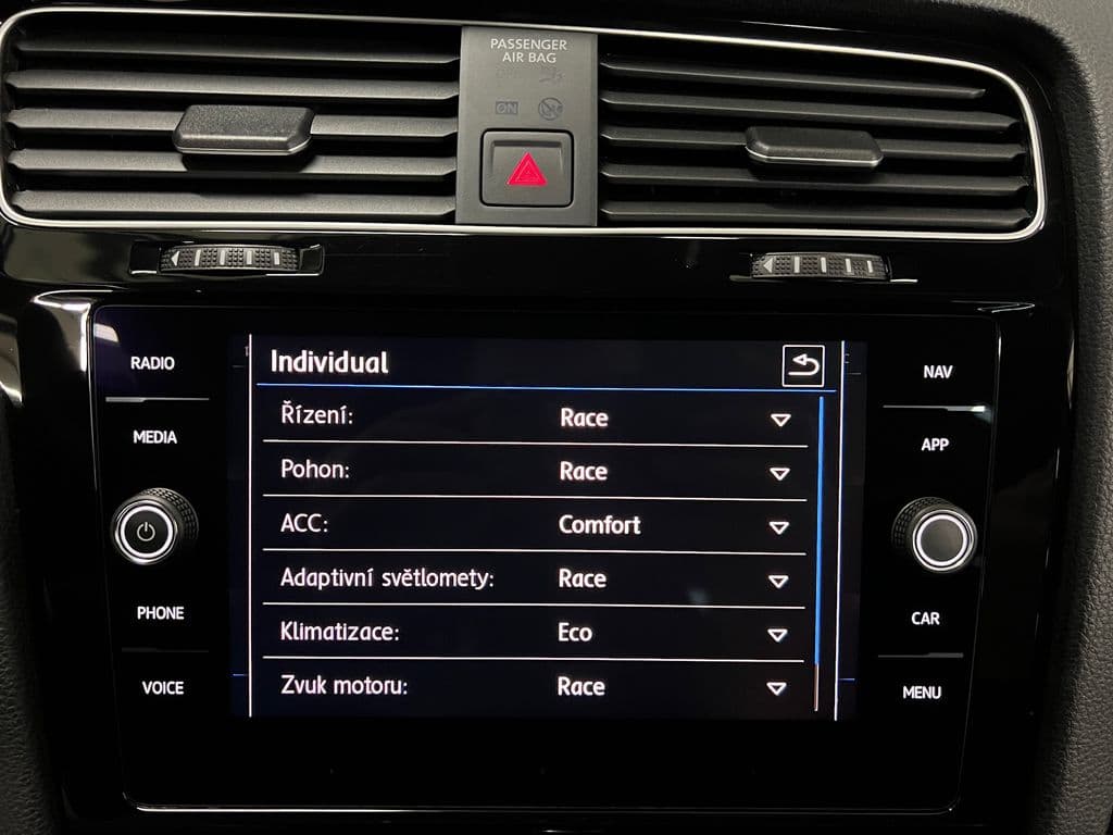 2019 Volkswagen GOLF - 20