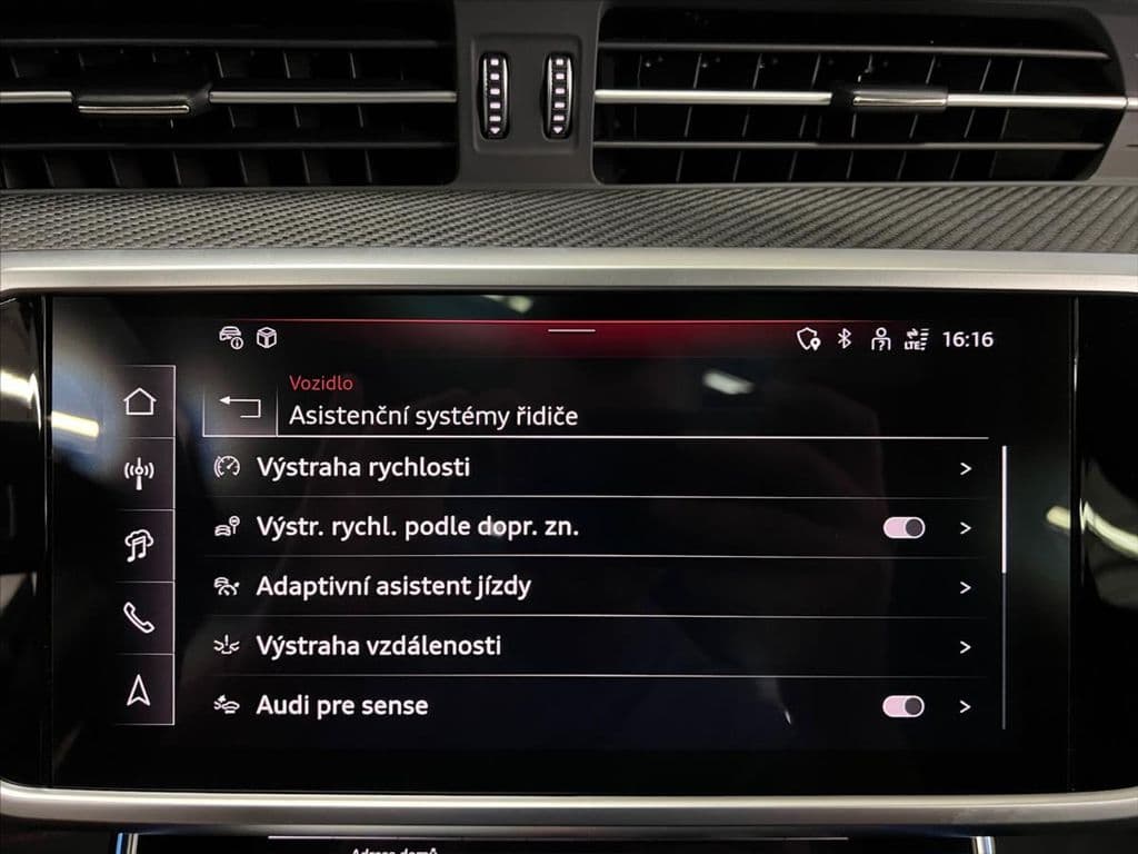 2025 Audi RS6 - 17