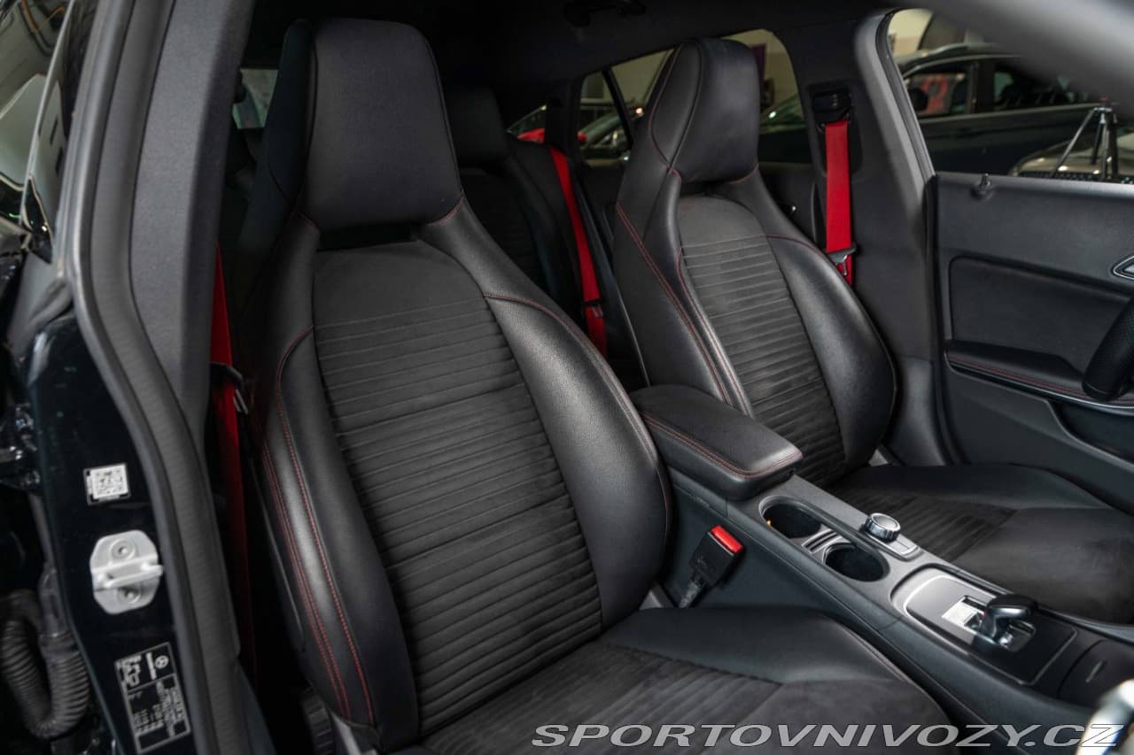 2015 Mercedes-Benz CLA - 11
