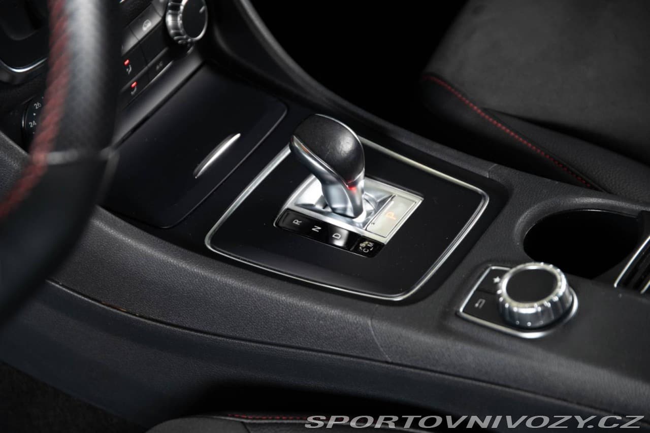 2015 Mercedes-Benz CLA - 6