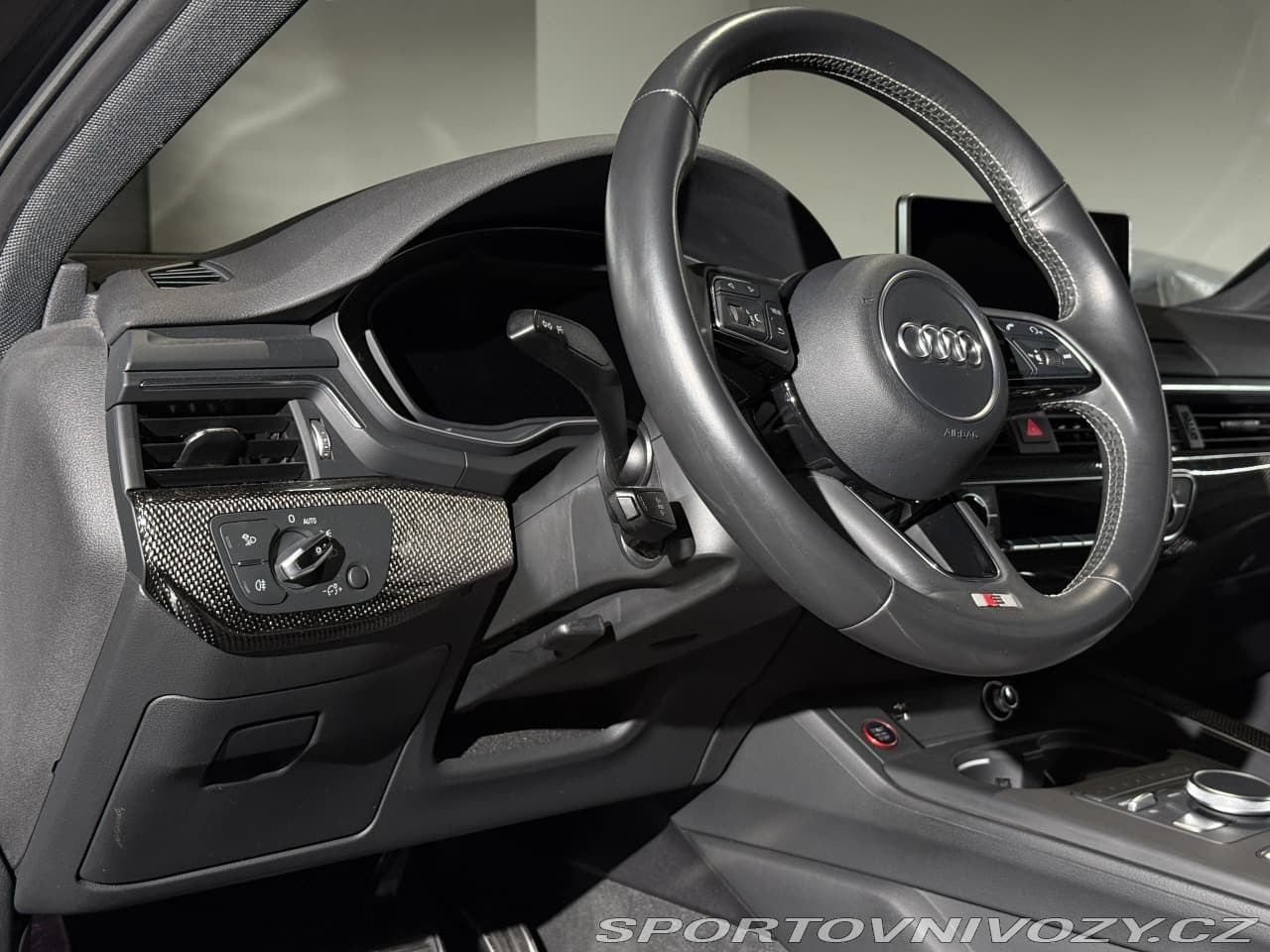 2017 Audi S4 - 12