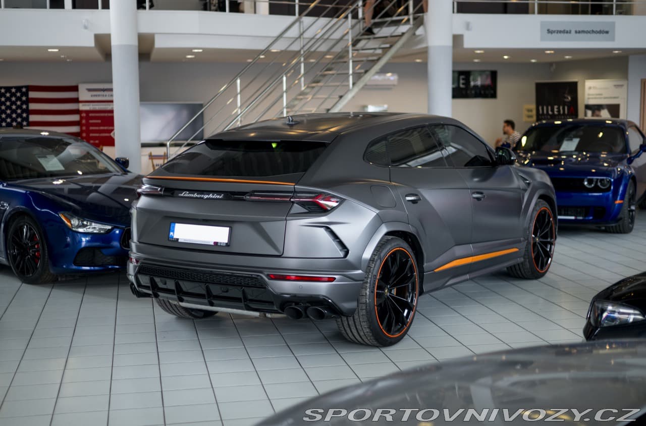 2022 Lamborghini URUS - 5