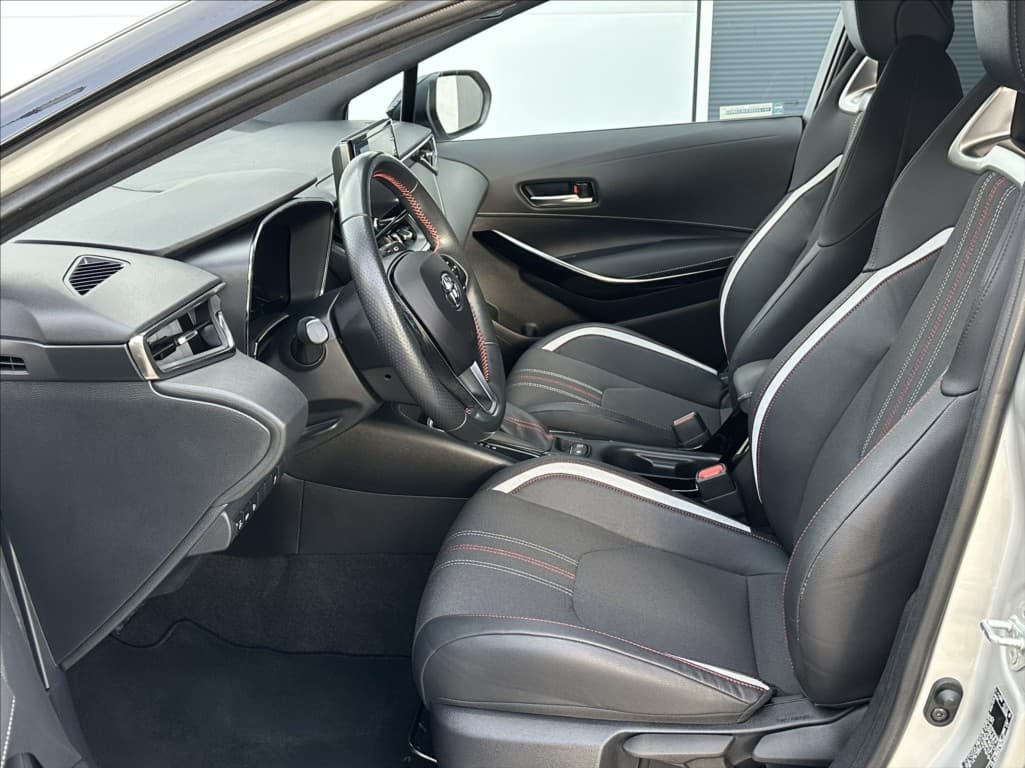 2022 Toyota COROLLA - 11