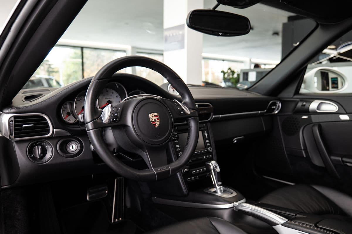 2010 Porsche 911 - 5