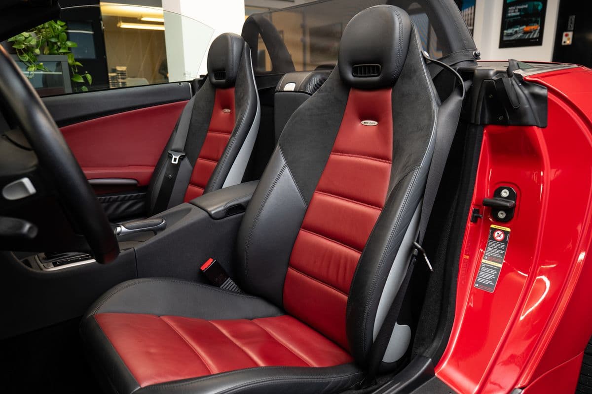 2005 Mercedes-Benz SLK - 7