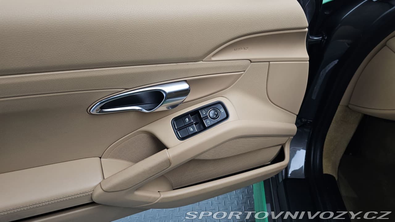 2015 Porsche CAYMAN - 14