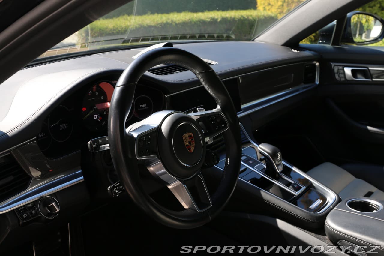 2020 Porsche PANAMERA - 6