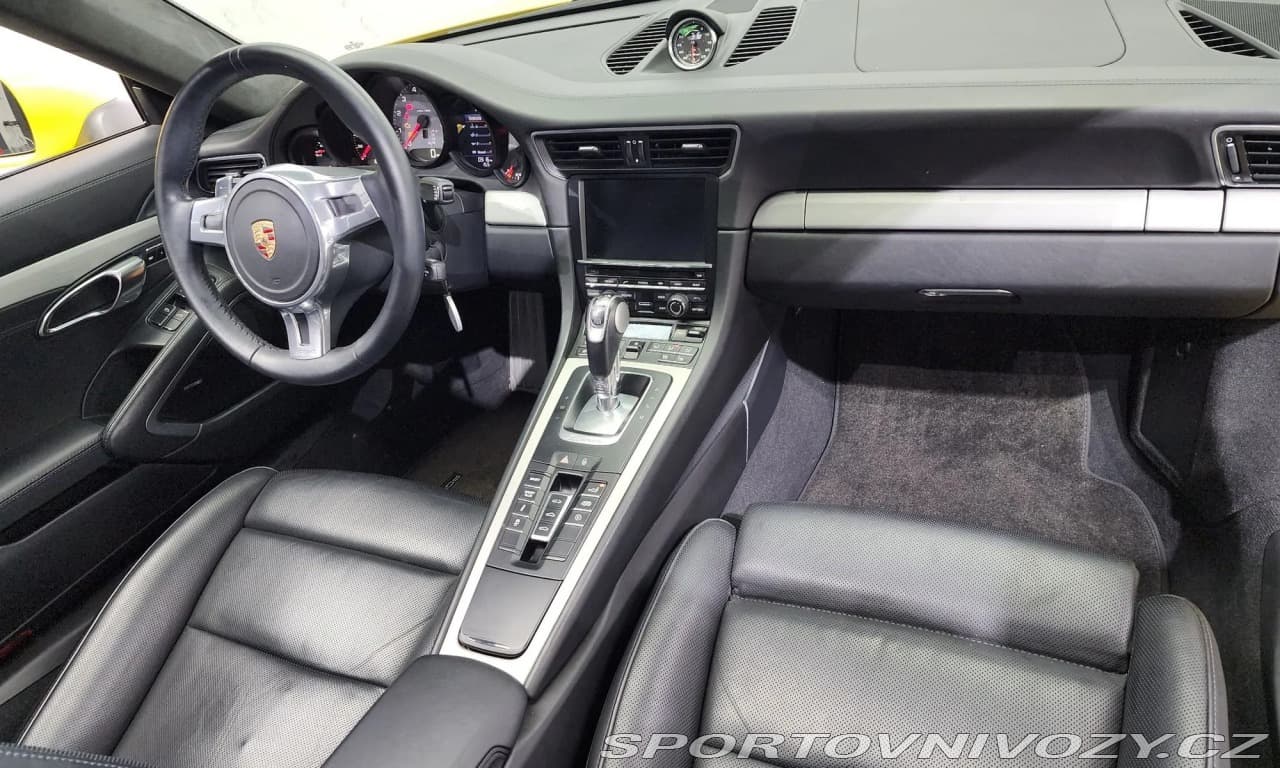 2013 Porsche 911 - 7