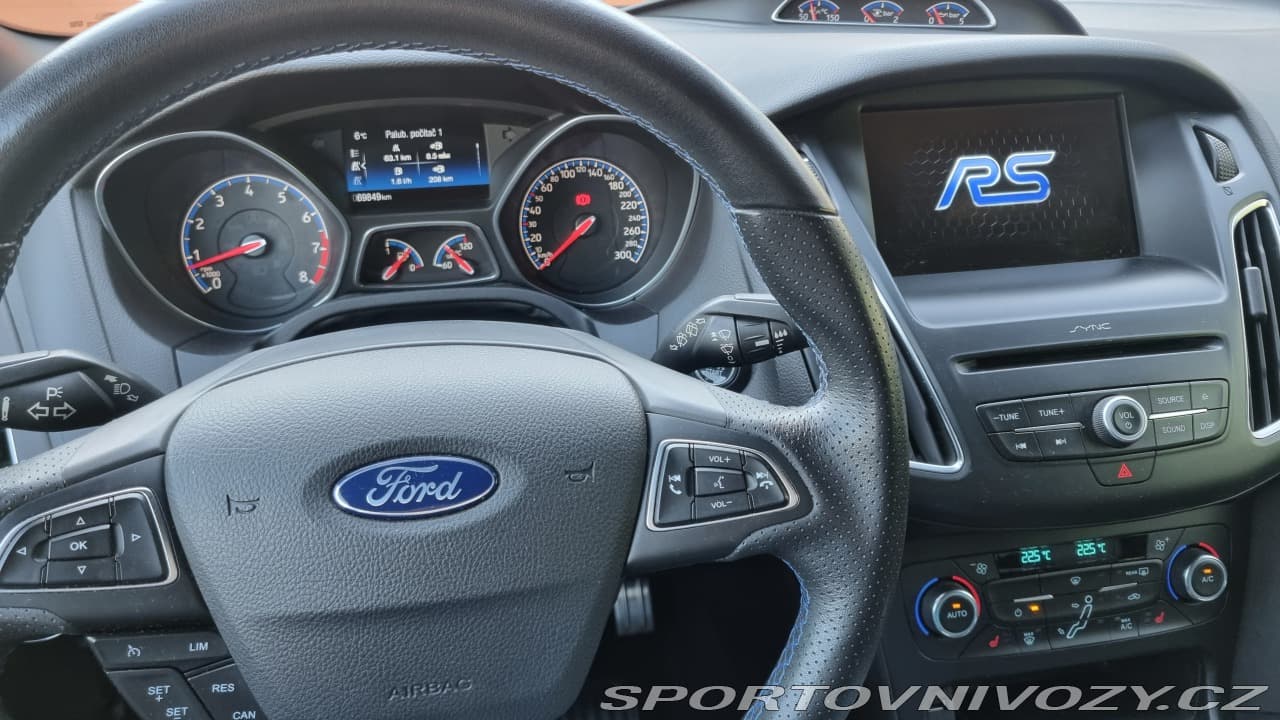 2017 Ford FOCUS - 13