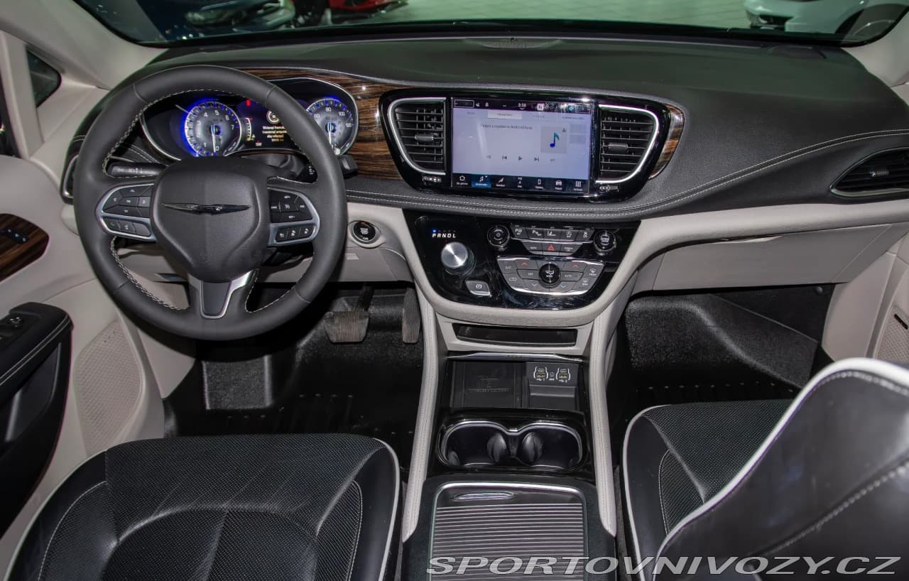 2022 Chrysler OSTATNÍ - 10