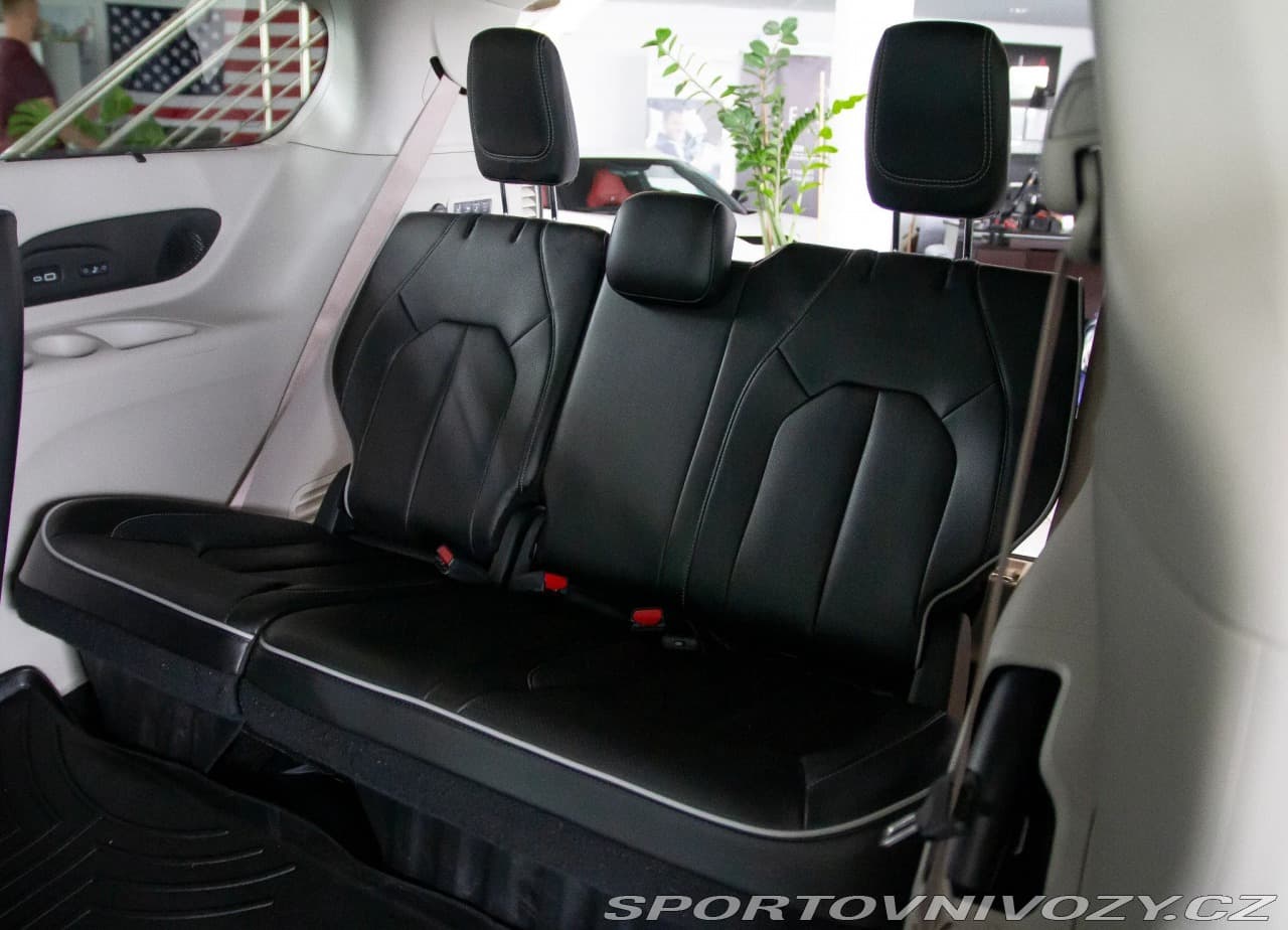 2022 Chrysler OSTATNÍ - 9