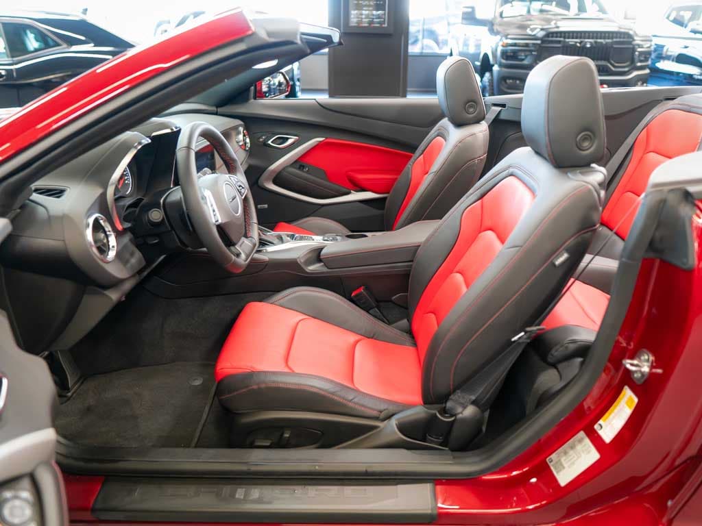 2023 Chevrolet CAMARO - 13