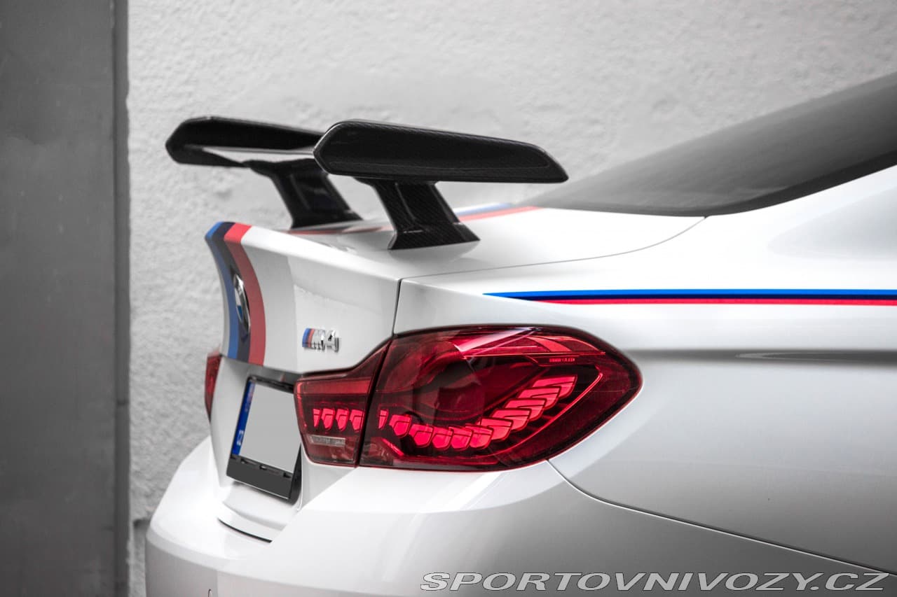2017 BMW M4 - 14