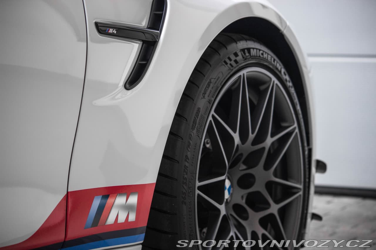 2017 BMW M4 - 15