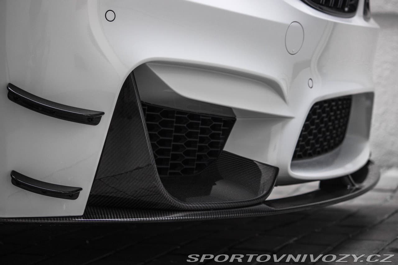 2017 BMW M4 - 17