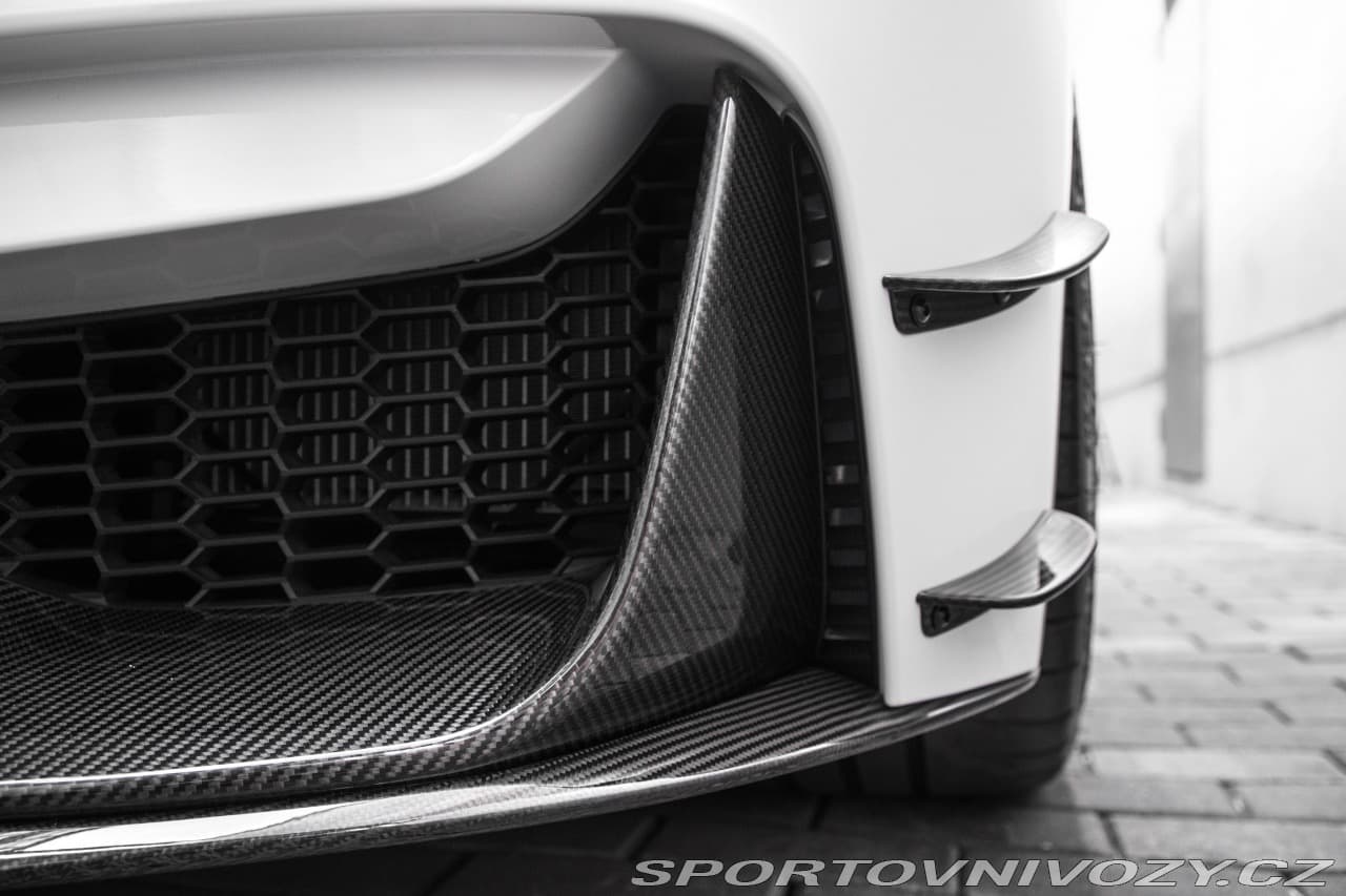2017 BMW M4 - 18