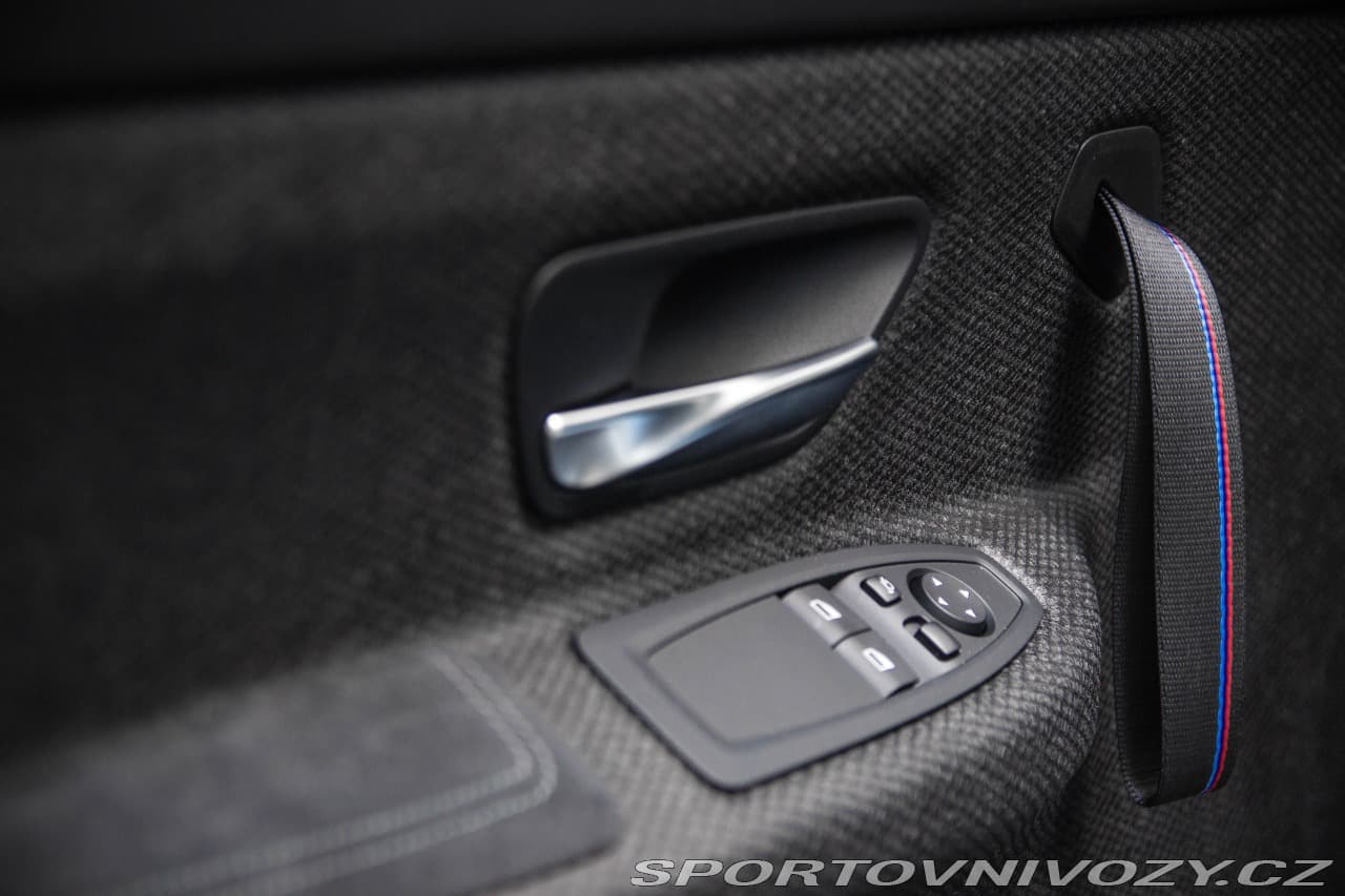 2017 BMW M4 - 6