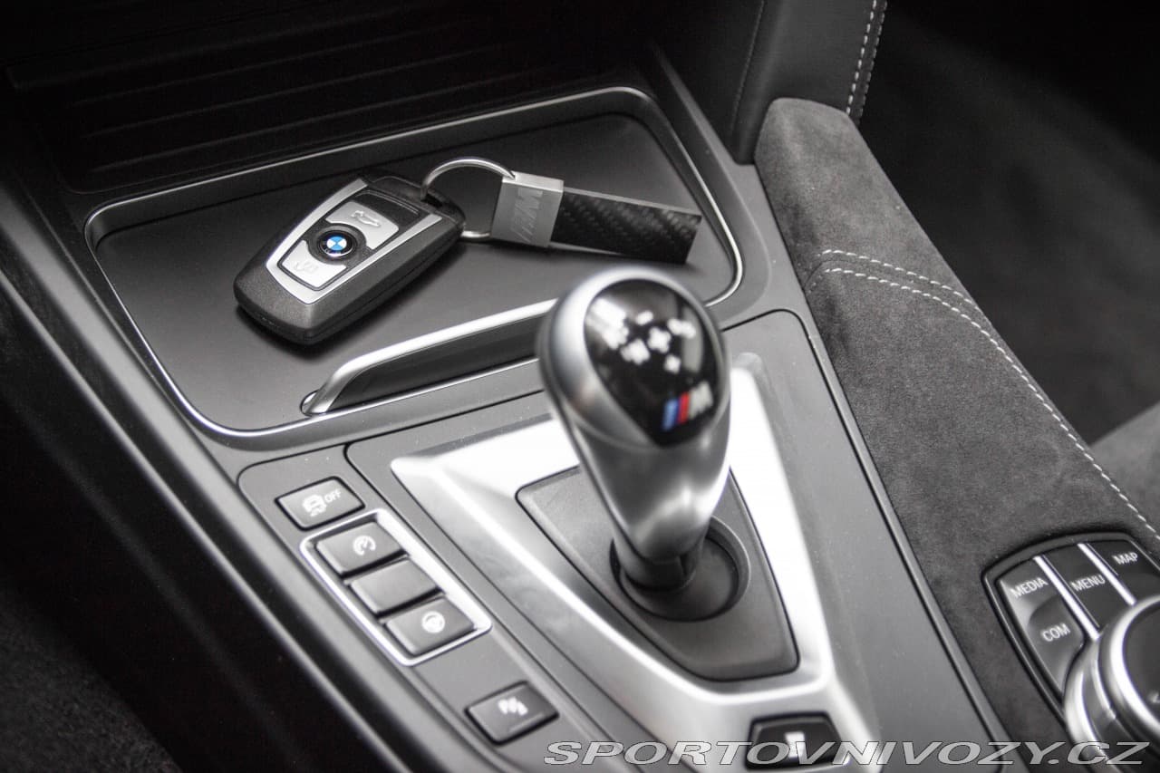 2017 BMW M4 - 8
