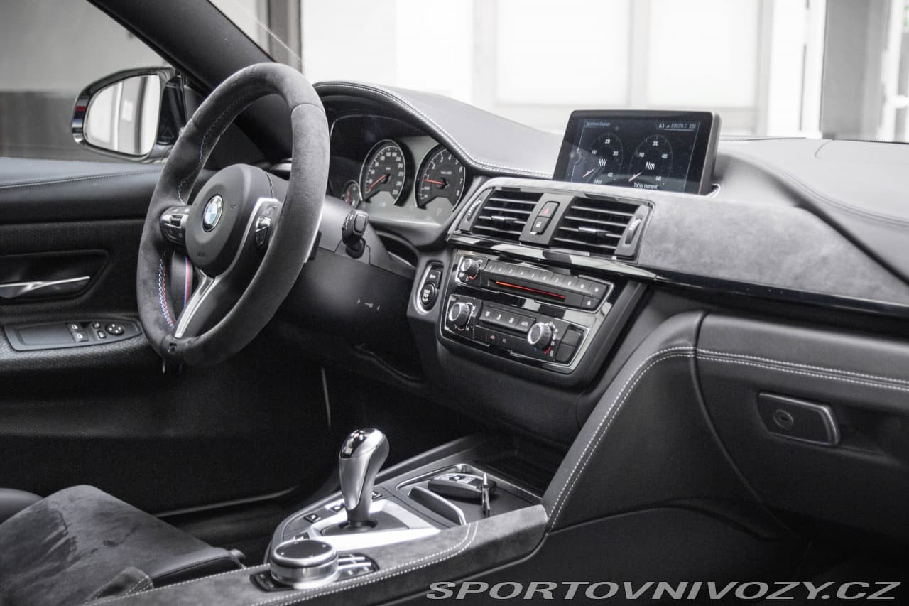 2017 BMW M4 - 9