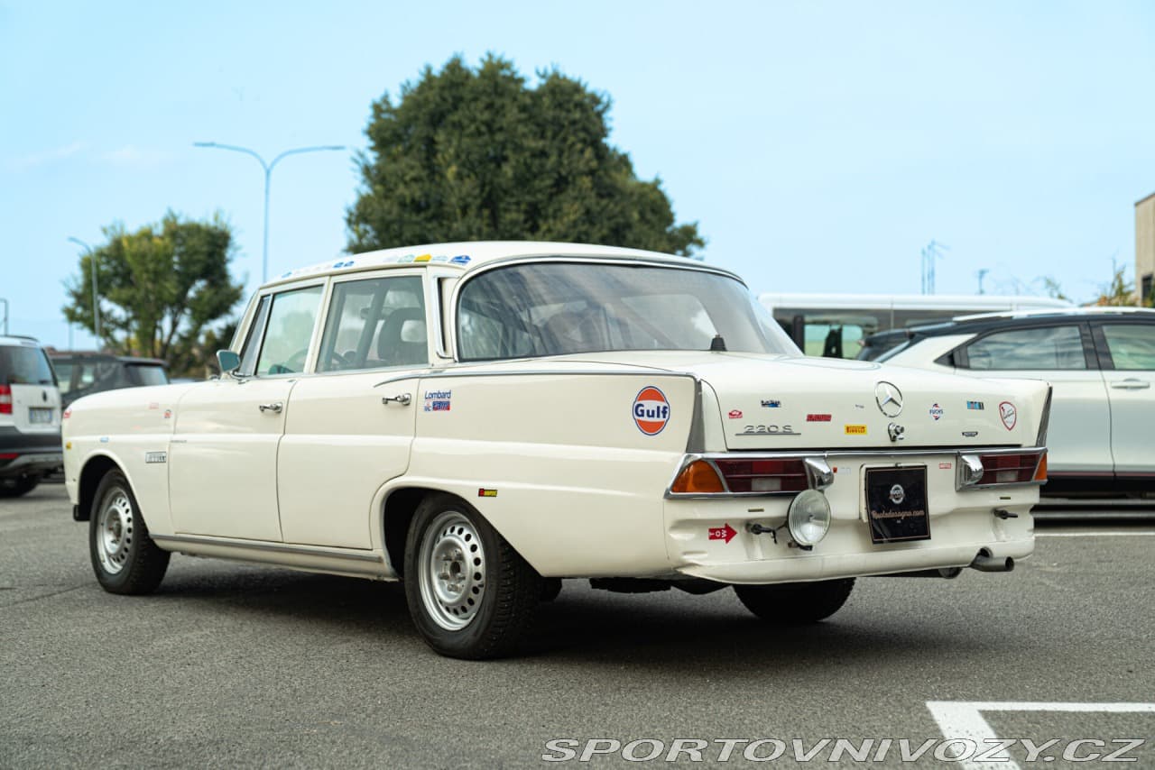 1967 Mercedes-Benz S-CLASS - 2