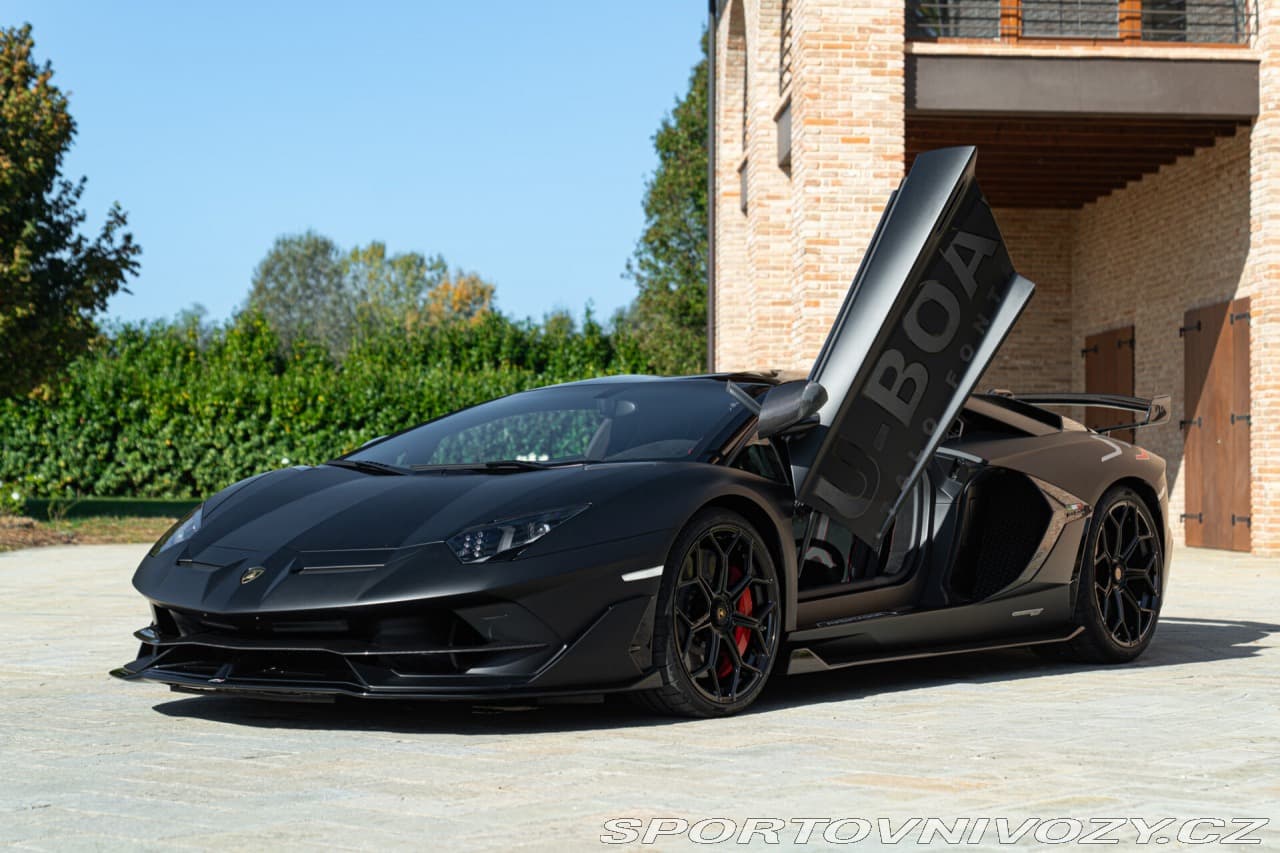 2021 Lamborghini AVENTADOR - 2