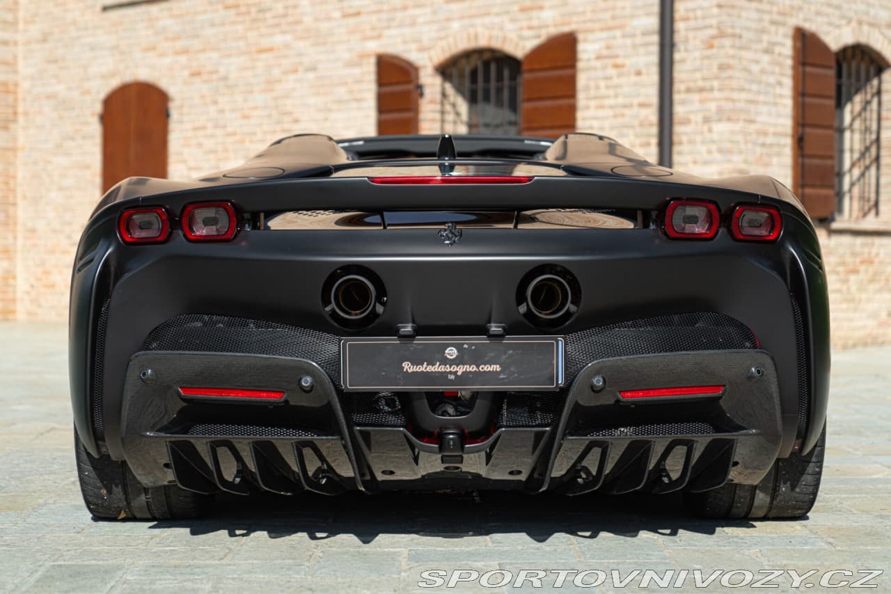 2022 Ferrari SF90 - 9