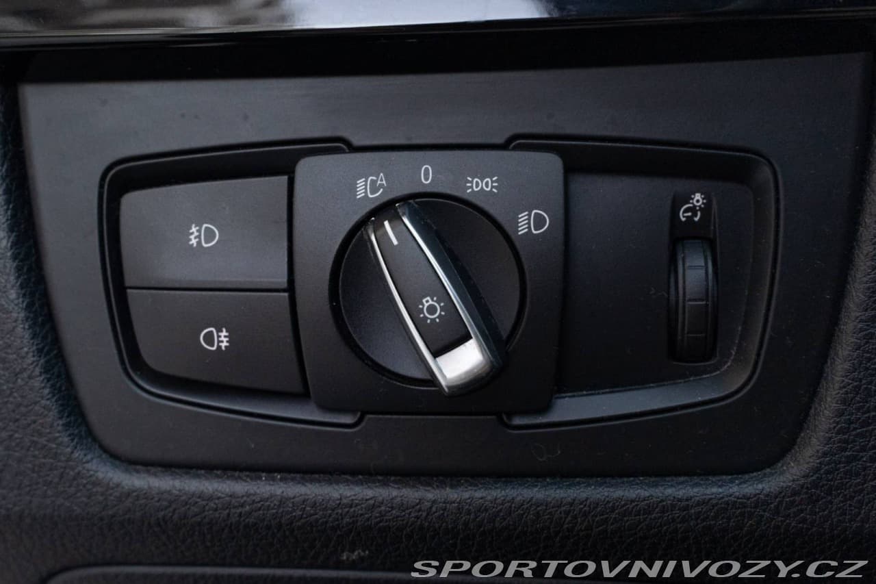 2012 BMW 3-SERIES - 16