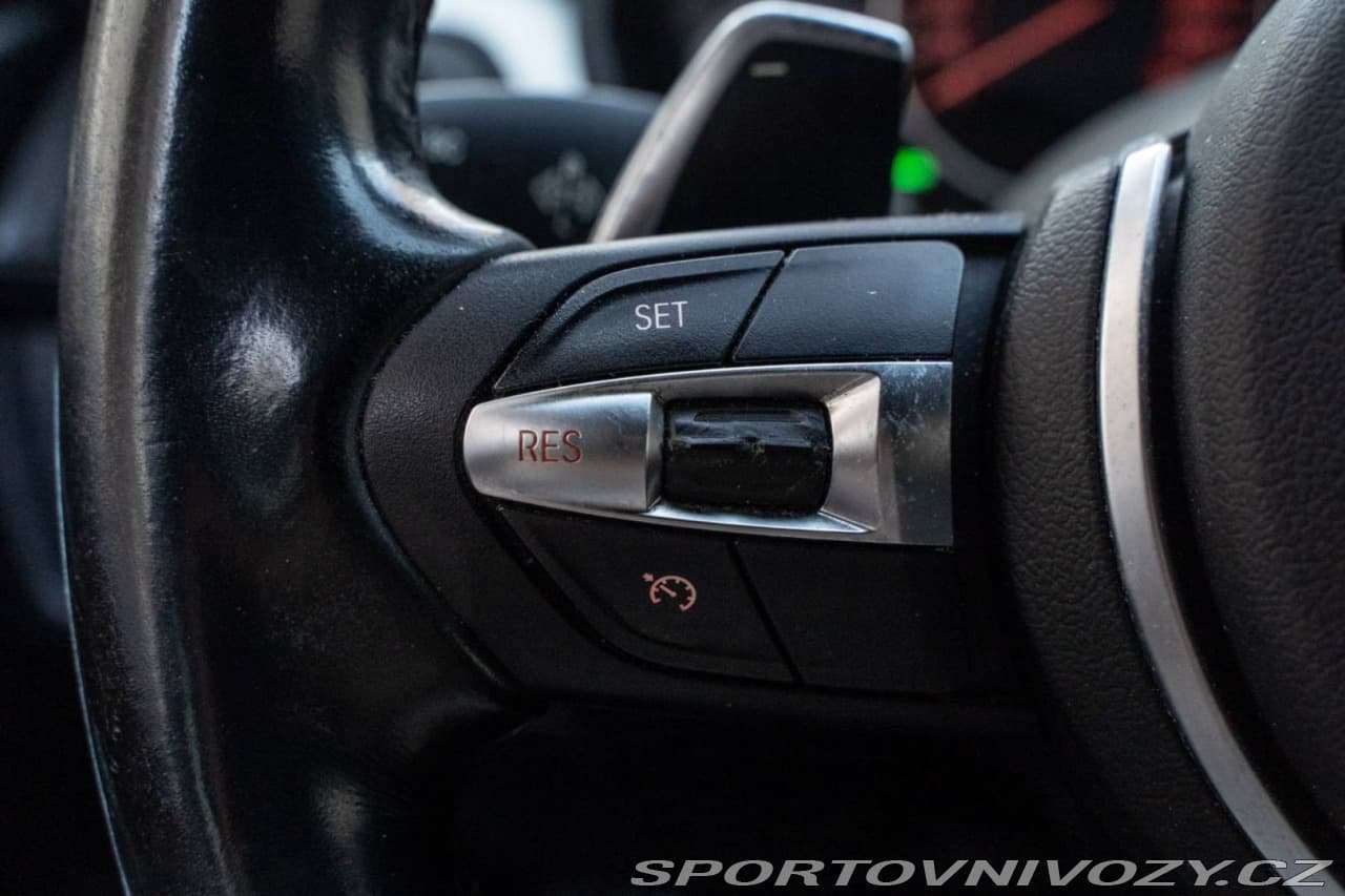 2012 BMW 3-SERIES - 19
