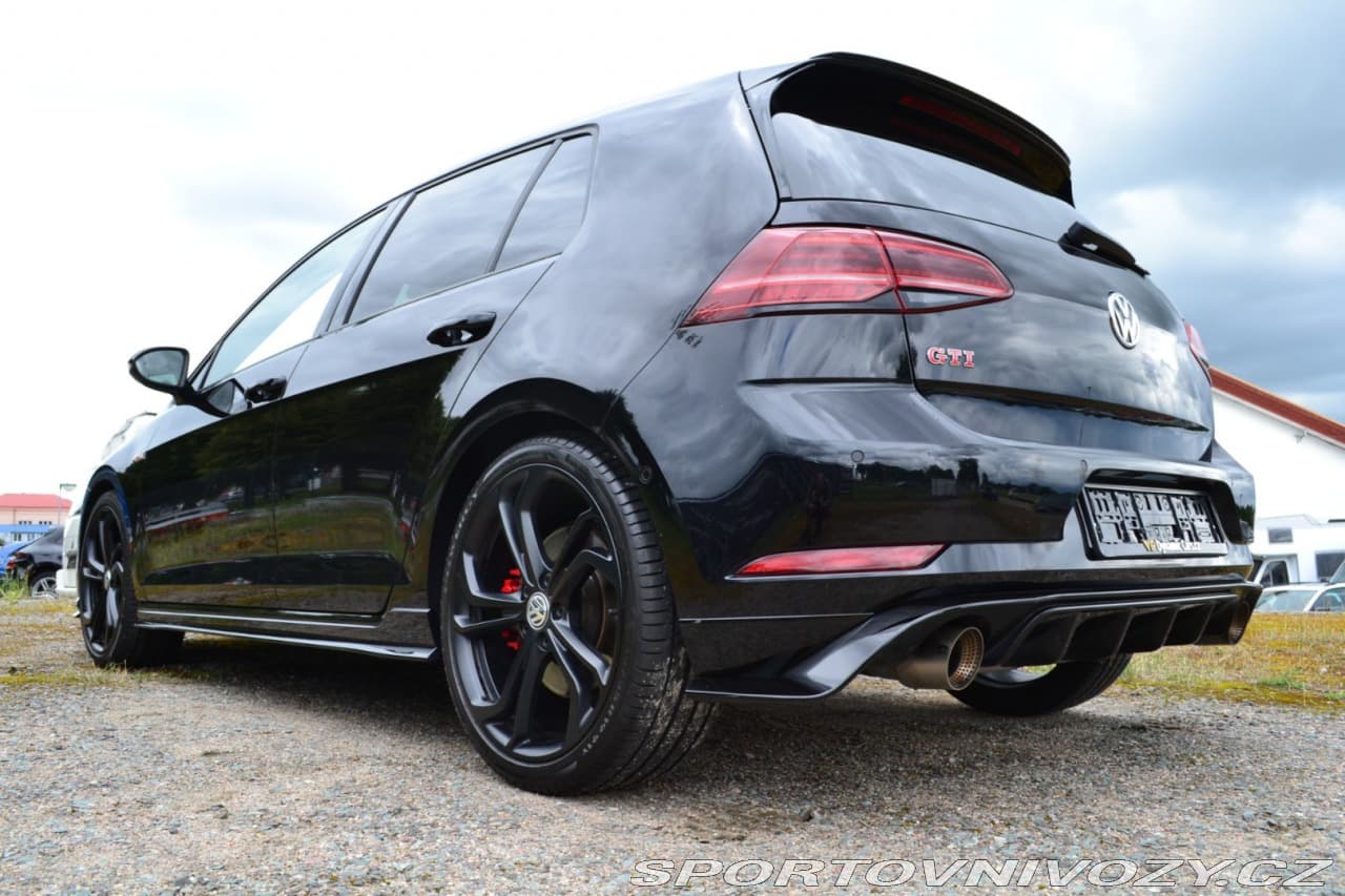 2019 Volkswagen GOLF