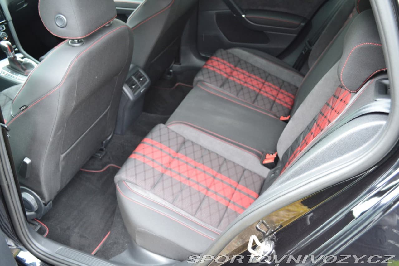 2019 Volkswagen GOLF - 12