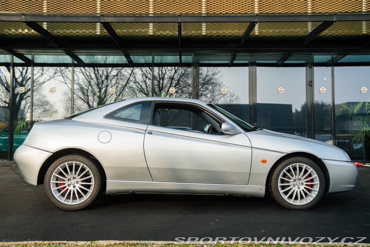 2003 Alfa Romeo GTV - 5