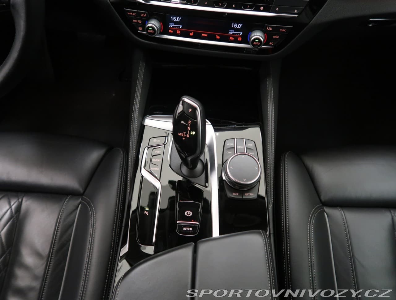 2022 BMW 5-Series - 25