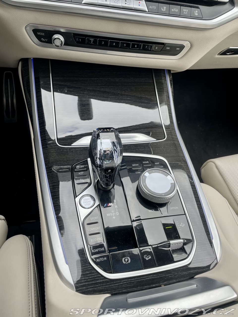 2020 BMW X7 - 12
