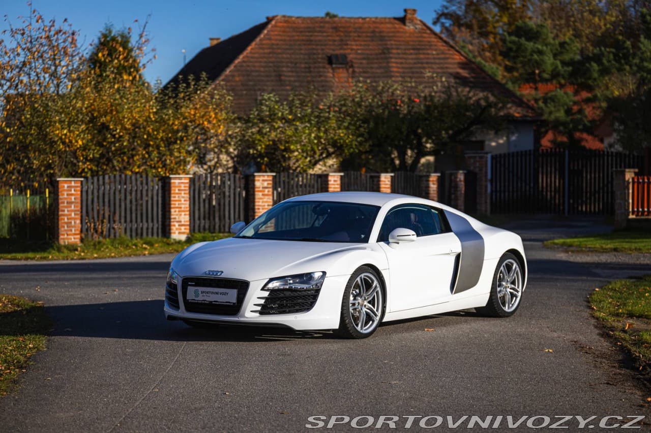 2010 Audi R8 - 8