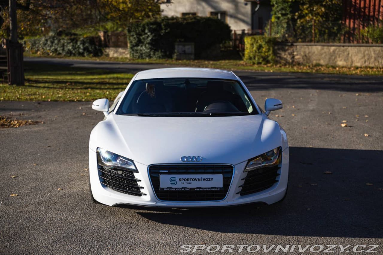 2010 Audi R8 - 9