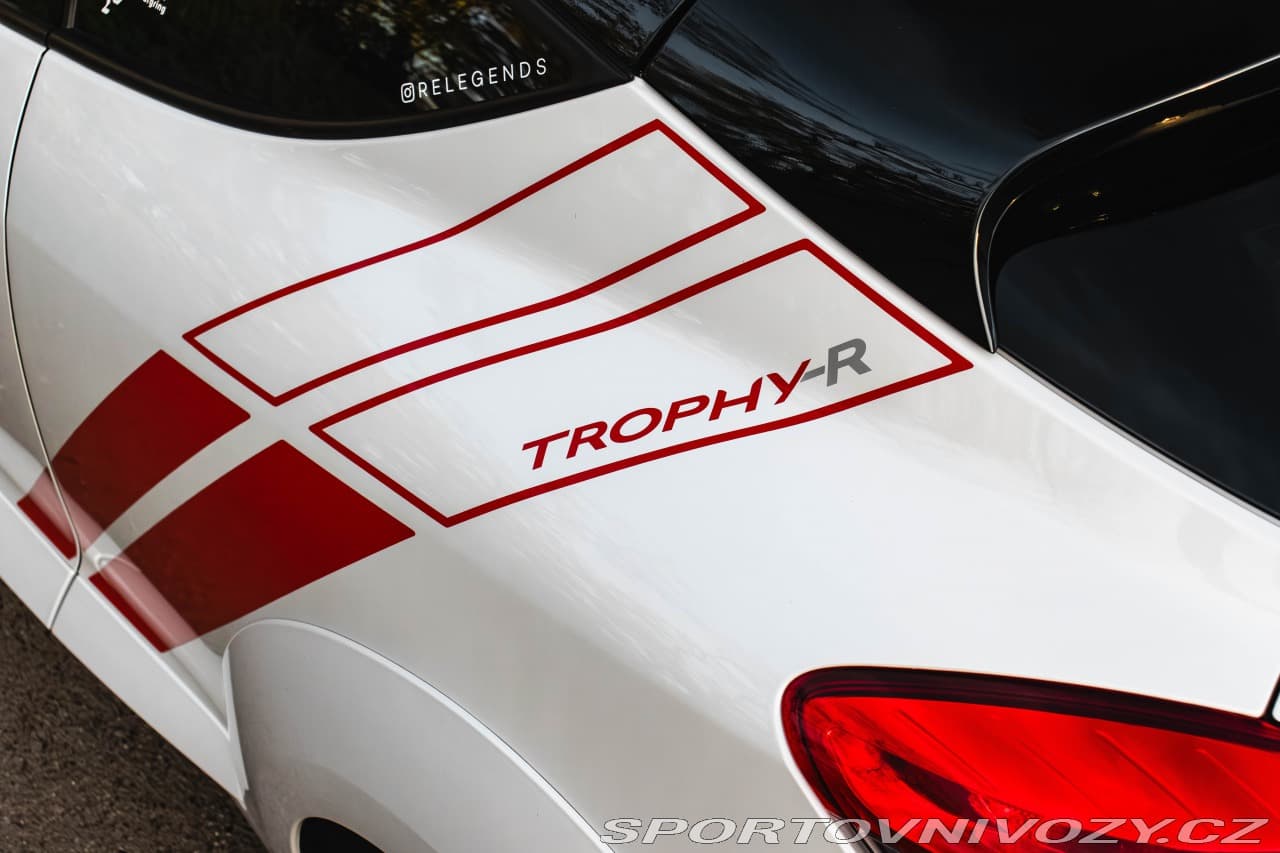 2014 Renault Megane - 11