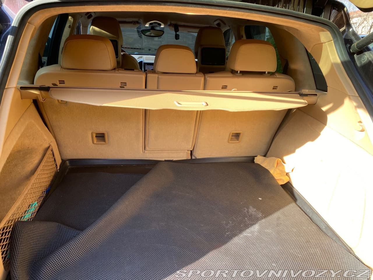 2011 Porsche Cayenne - 9