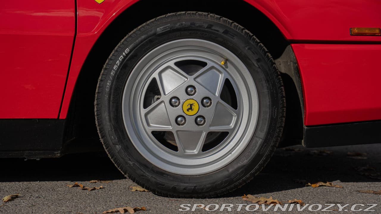 1988 Ferrari Mondial - 11