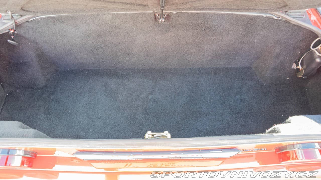 1988 Ferrari Mondial - 20