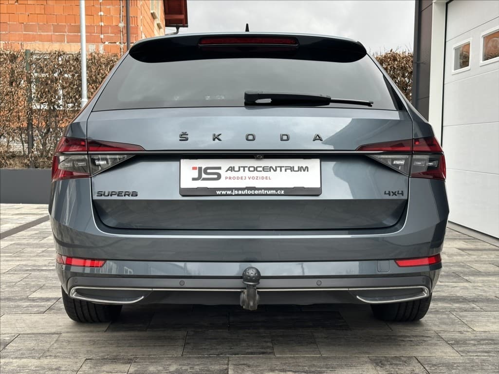 2020 Škoda Superb - 7