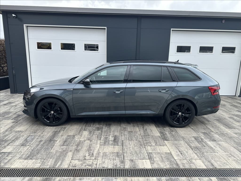 2020 Škoda Superb - 9
